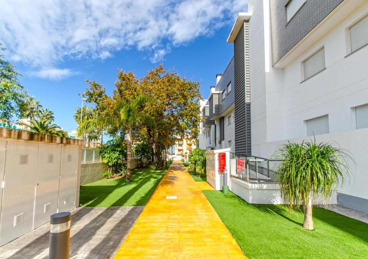 Apartamento Victoria Playa III Con Una Gran Terraza Denia Kültér fotó